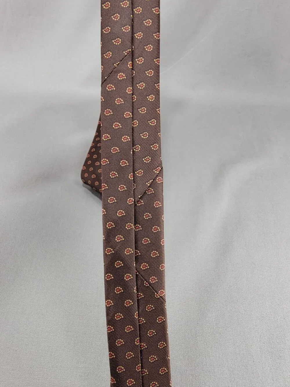Vtg John Blair Menswear Necktie Tie Brown Tan Red Paisley Medallion Geometric
